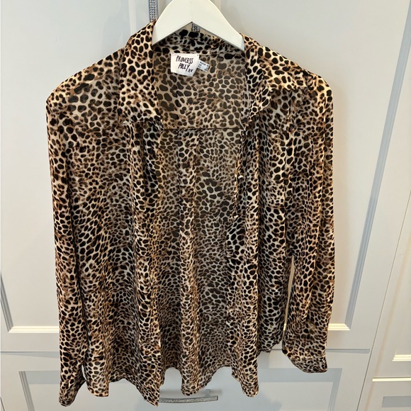 Cheetah button up - Picture 3 of 4